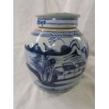 Early blue and white ginger jar - H: 17cm