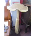 Large carved mushroom - H: 102cm