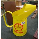 Reproduction metal Shell oil can