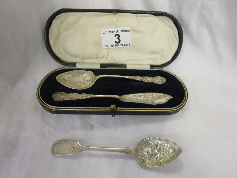 Cased silver cutlery