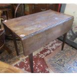 Antique oak Pembroke table