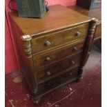 Small & early 19thC mahogany 4 drawer chest - H: 79cm W: 61cm D: 51cm