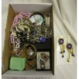 Box of costume jewellery etc