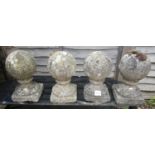 4 stone orbs - Gate post tops - H: 37cm