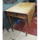 Georgian mahogany Pembroke table