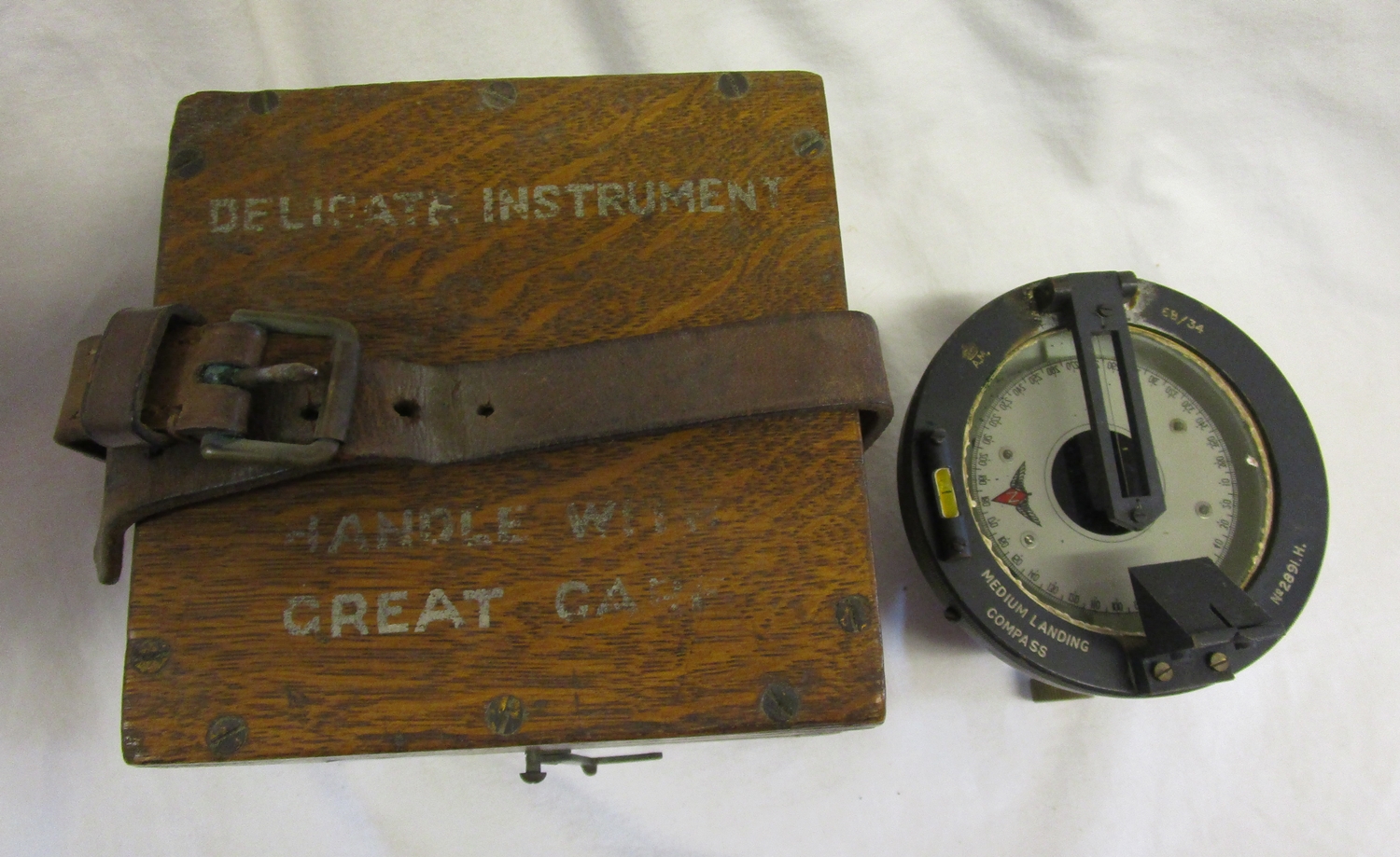 Lancaster bomber medium landing compass dated 1943