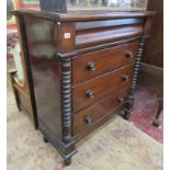 Victorian mahogany chest of 4 drawers - W: 106cm D: 49cm H: 124cm