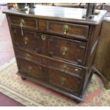 18thC oak 2 part chest of 4 drawers - W: 91cm D: 55cm H: 92cm