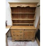 Pine dresser with rack - W: 121cm D: 48cm H: 189cm