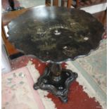Inlaid Mother of Pearl black lacquered pedestal table