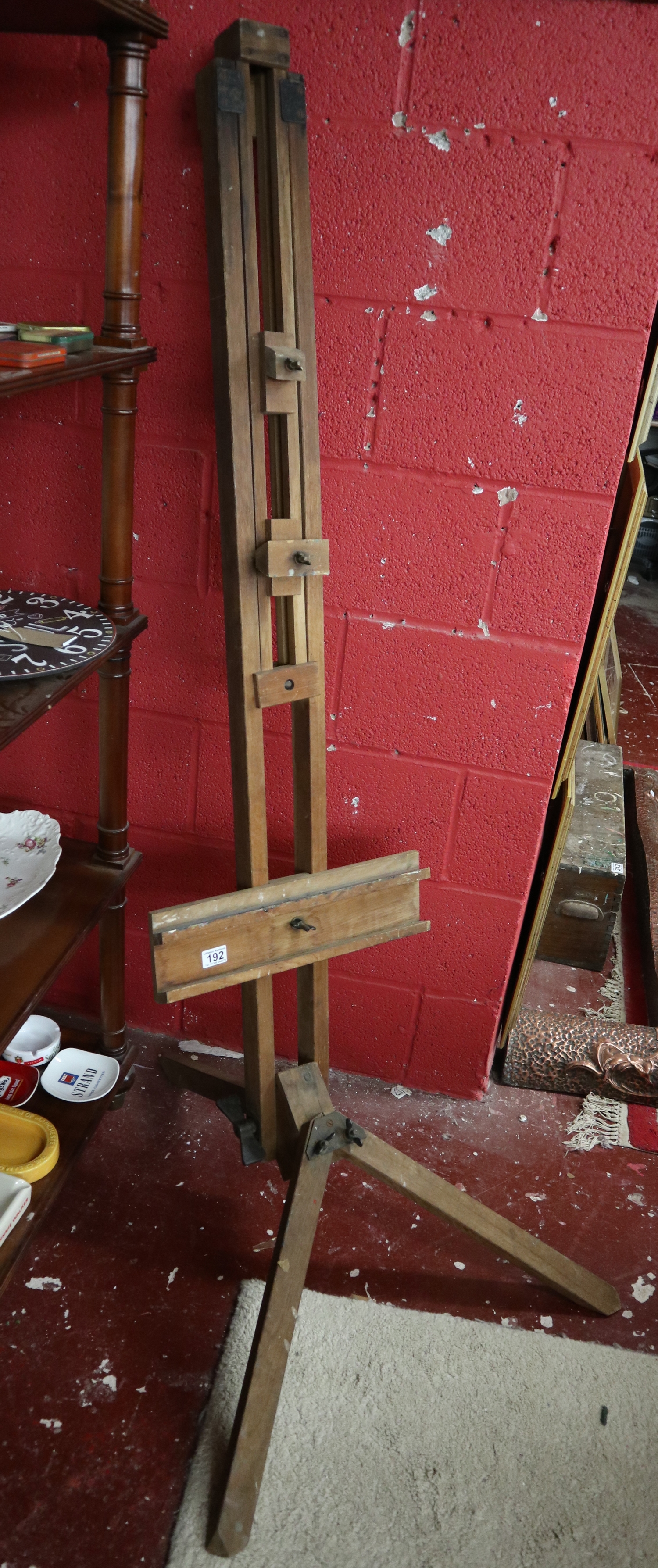 Good quality vintage easel by Windsor & Newton of London