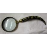Magnifying glass with horn handle