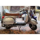 Silver Vespa PX125 scooter - V5 document present - Working & MOT'd