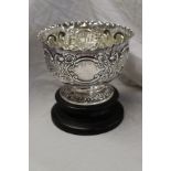 Chased hallmarked silver bowl on stand - Weight approx: 380g