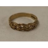 Gold knot ring