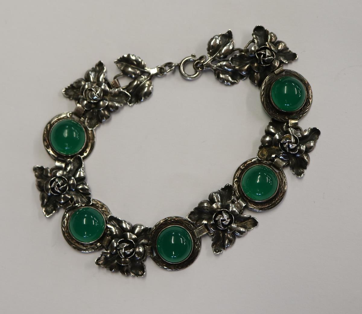 Green agate and silver bracelet