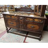 Early 20C oak sideboard