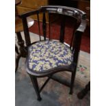 Inlaid corner chair