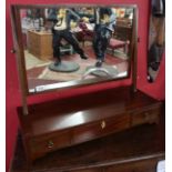 Victorian mahogany dressing table mirror with 3 drawers
