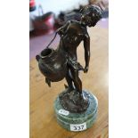 Bronze on marble base - Boy fetching water - H: 28cm