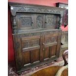 Early oak Court cupboard - Approx W: 145cm x D: 60.5cm x H: 176cm