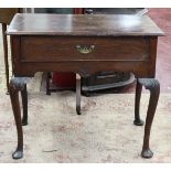 Oak lowboy - Approx W: 77cm x D: 47cm x H: 68cm