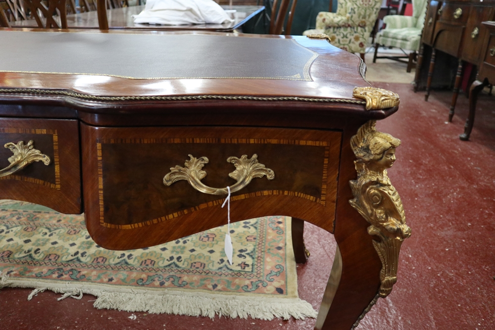 French Kingwood & ormolu mounted writing table - Approx L: 159cm x W: 80cm x H: 82cm - Image 7 of 15