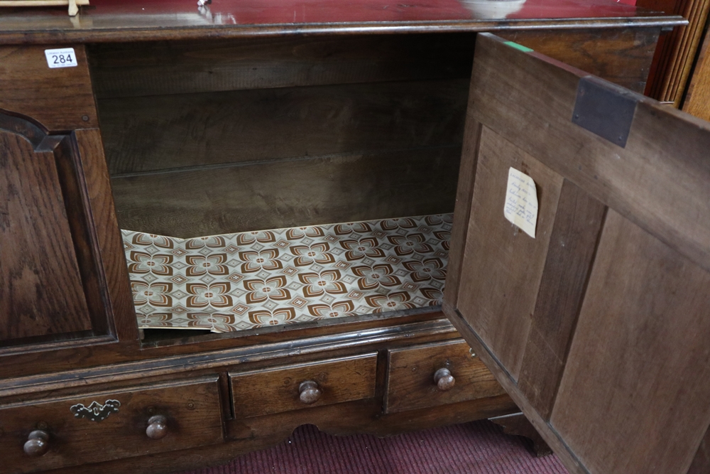 Early oak mule chest - Approx W: 143cm x D: 50cm x H: 112cm - Image 4 of 6