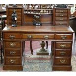 Dickensian oak desk - Approx W: 120cm x D: 68cm x H: 111cm