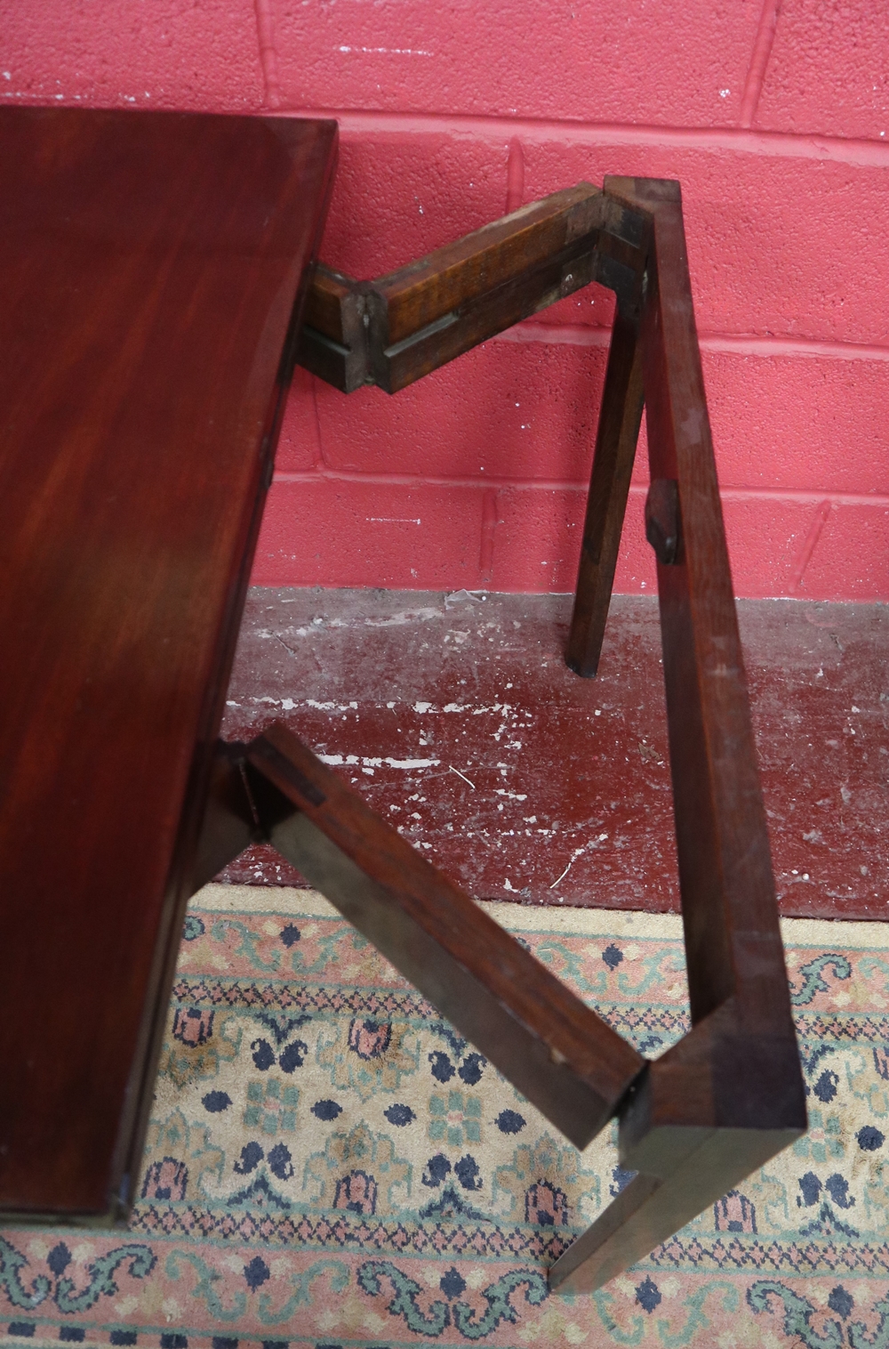 Georgian mahogany concertina card table - Image 6 of 6