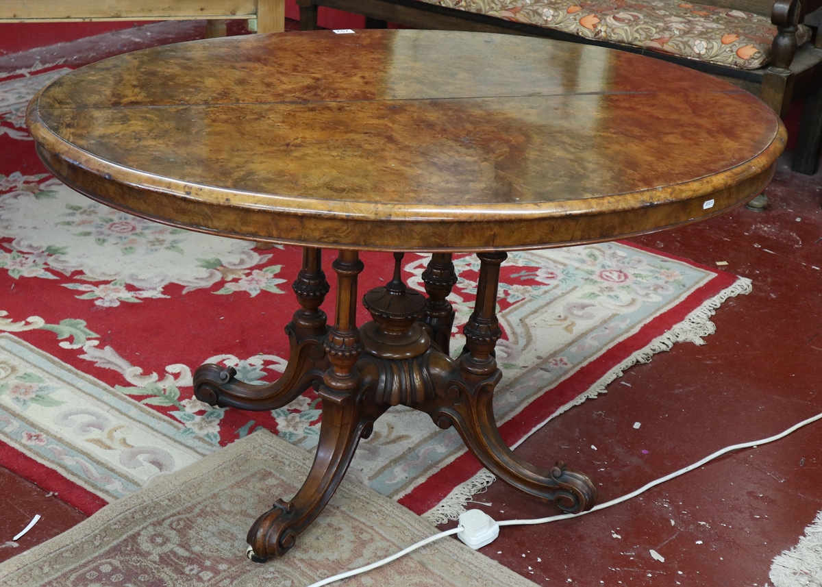 Early Victorian burr walnut tilt top breakfast table - Approx L: 128cm x W: 95cm x H: 72cm