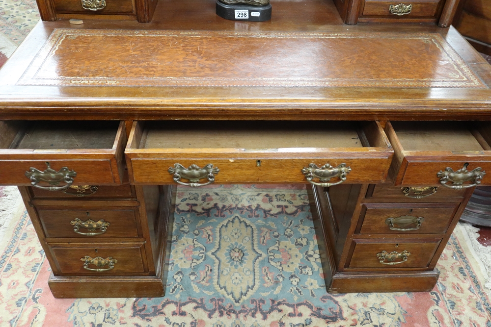 Dickensian oak desk - Approx W: 120cm x D: 68cm x H: 111cm - Image 6 of 9