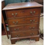 Small mahogany chest of 4 drawers
