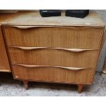 Gordon Russell chest of drawers - Approx W: 84cm D: 48cm H: 80cm