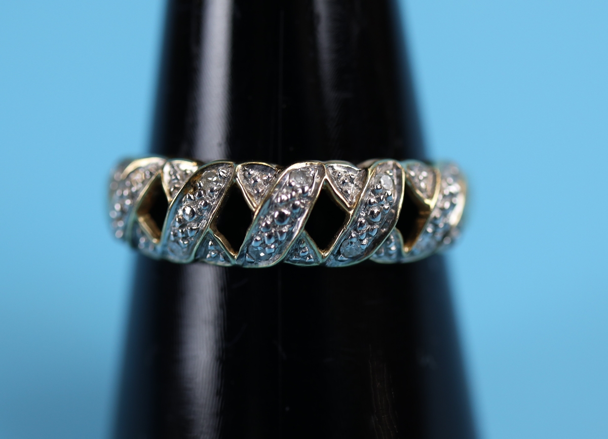 Gold & diamond set ring