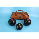 Bowling wood in leather case