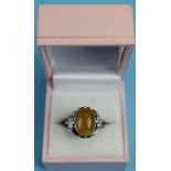 Silver amber set ring