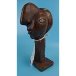 Small bronze bust in the style of Picasso - Height approx 25cm