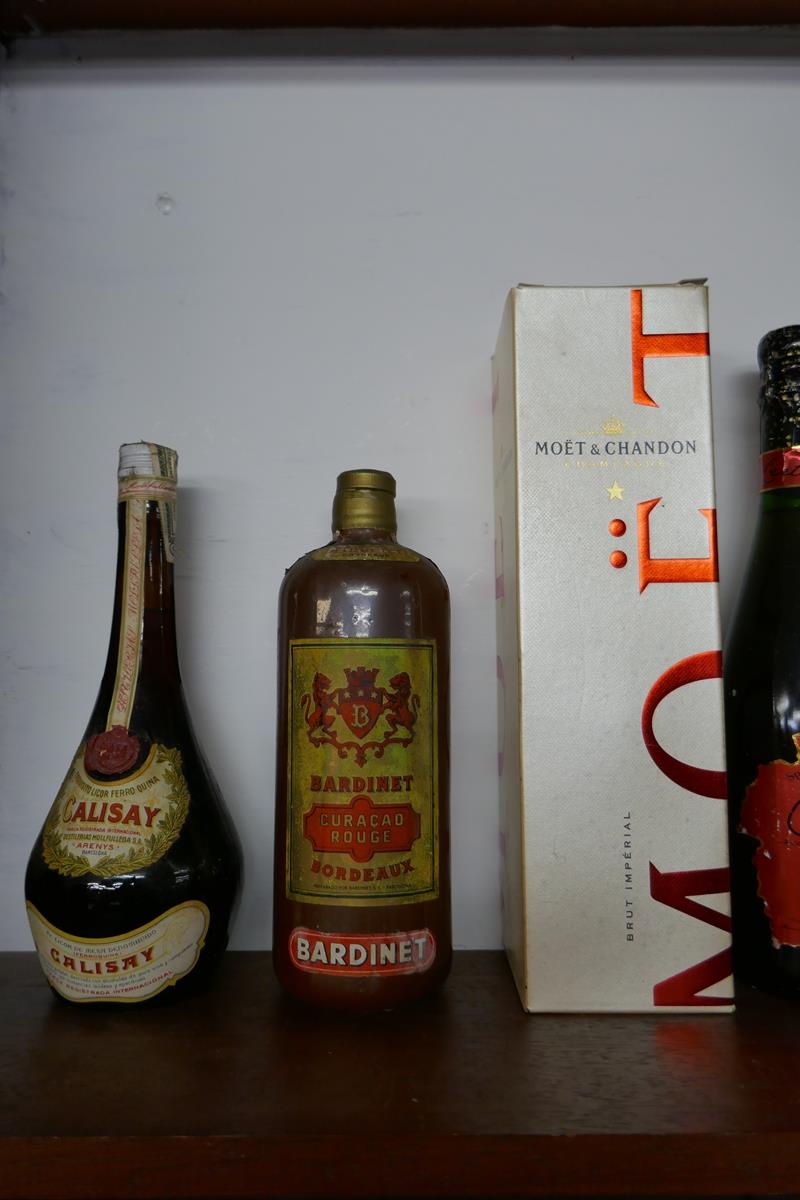 Collection of booze to include Moet & Chandon - Image 3 of 5