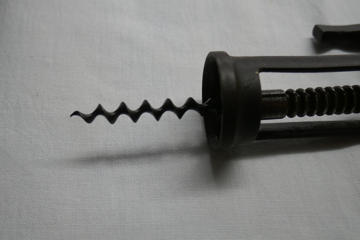 Antique corkscrew - Image 5 of 7