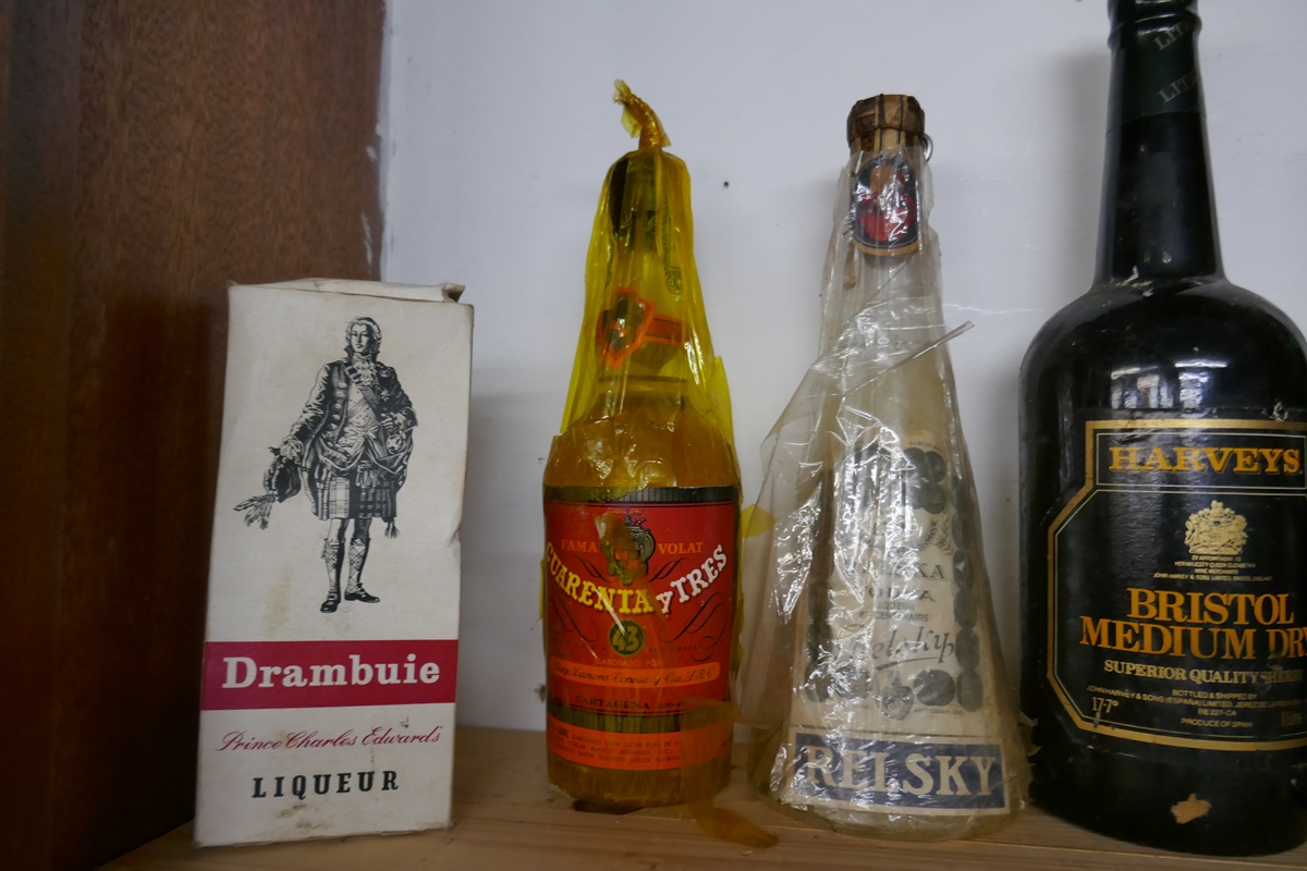 Collection of booze to include Moet & Chandon - Image 5 of 5