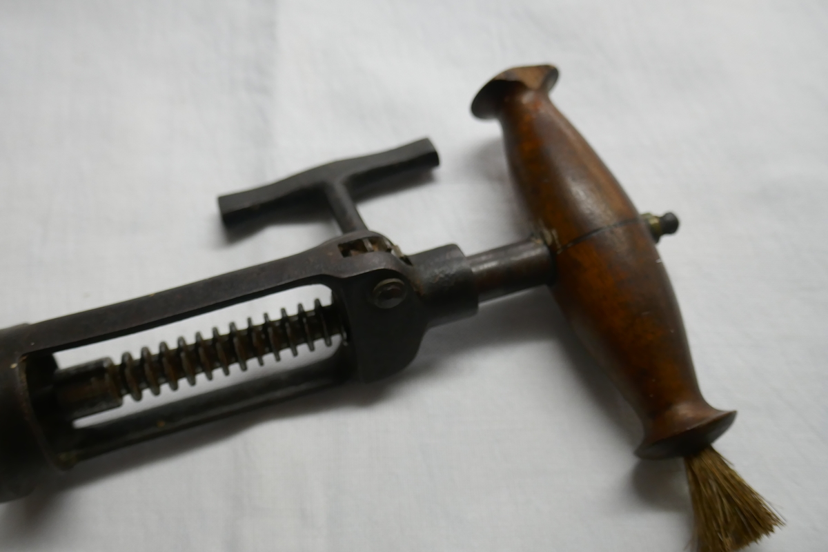 Antique corkscrew - Image 7 of 7