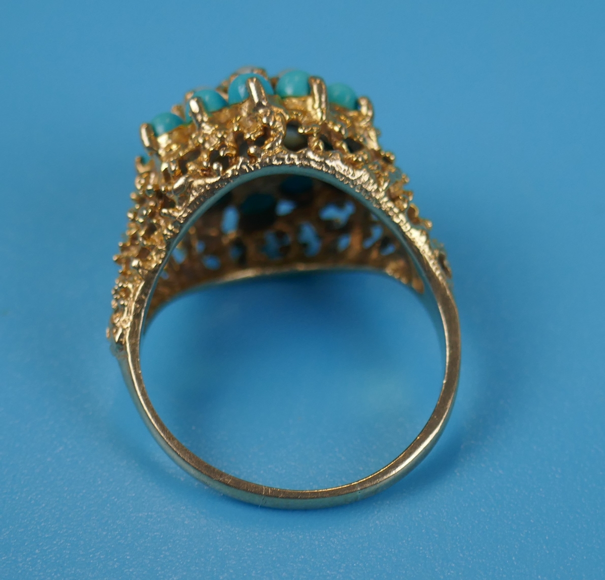 Gold turquoise & pearl set ring - Image 4 of 4