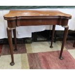 18th century mahogany tea table on cabriole legs