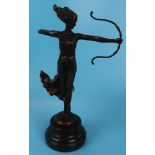 Bronze on marble base - Diana the huntress - Approx H: 31cm