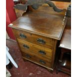 Mahogany chest of 3 drawers with galleried top - Approx size: W: 61cm D: 44.5cm H: 93.5cm