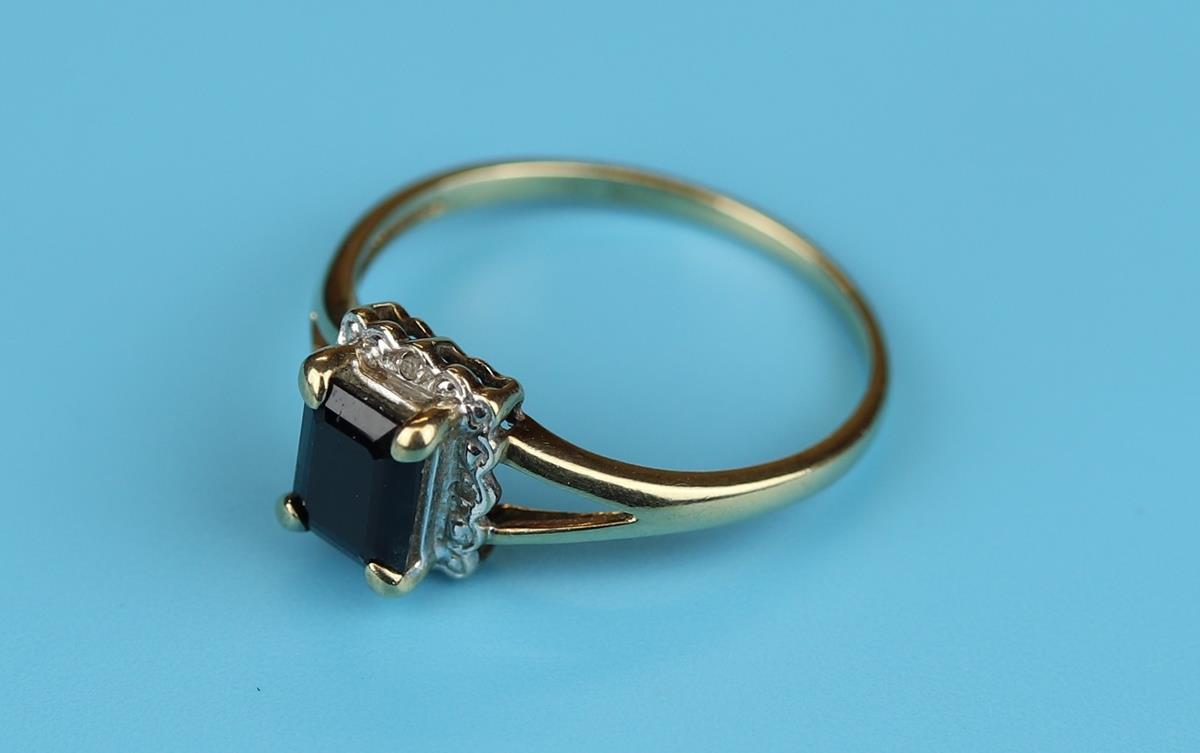 Gold sapphire & diamond set ring (Size: X½) - Image 3 of 3