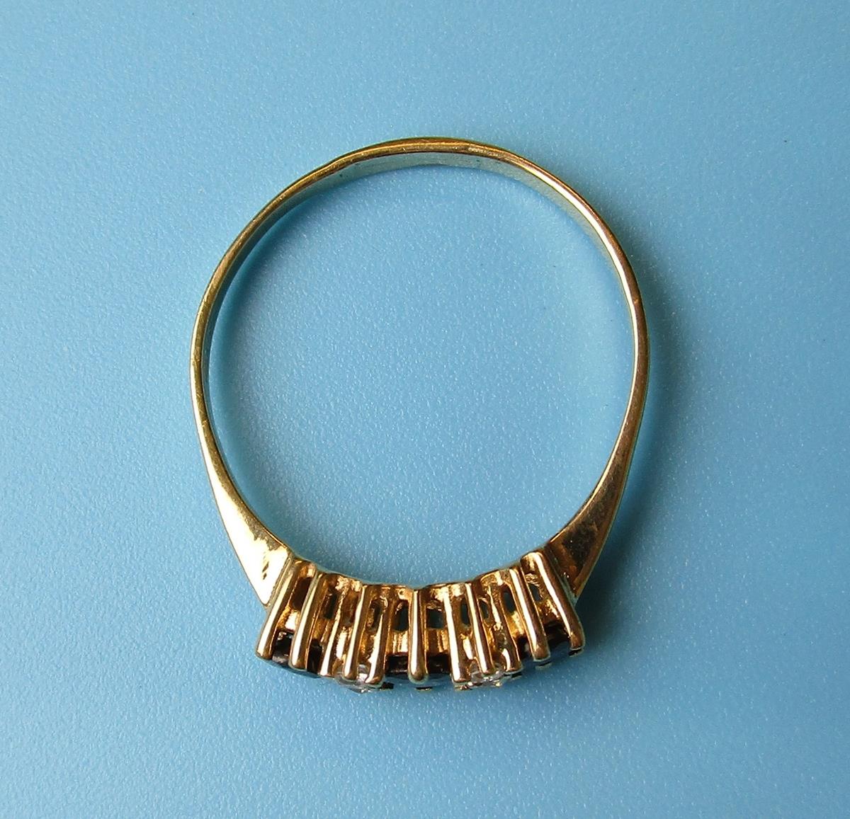 Gold sapphire & diamond half hoop ring (Size: S) - Image 3 of 3