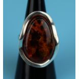 Silver & amber ring (Size: L)