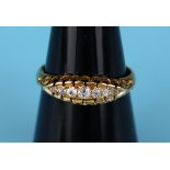 Antique 18ct gold 7 stone diamond ring (Size: L½)